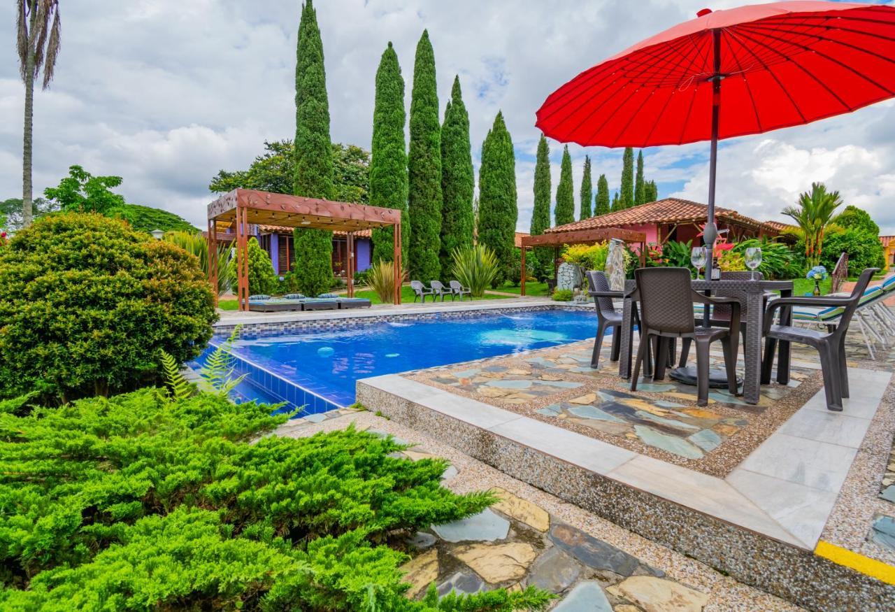 Hotel Campestre Solar De La Luna Albania  Dış mekan fotoğraf