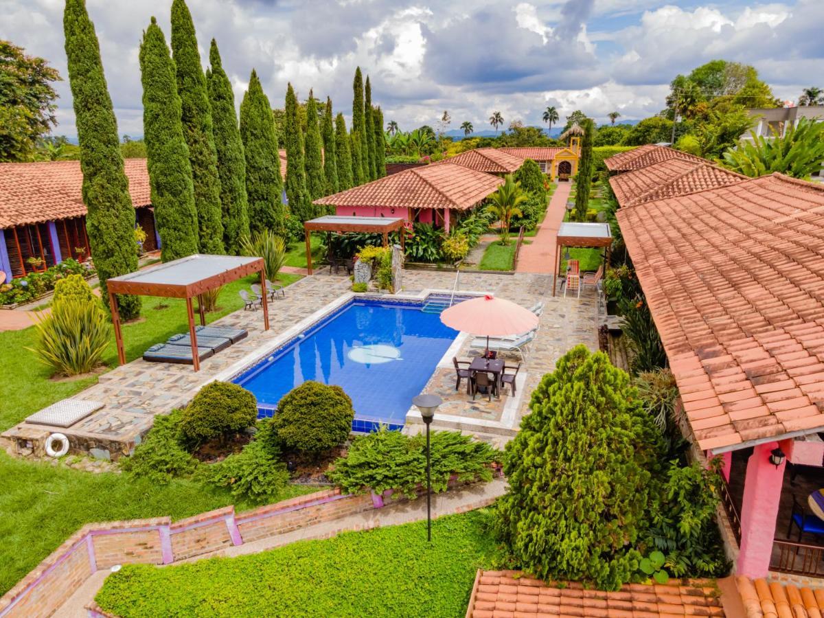 Hotel Campestre Solar De La Luna Albania  Dış mekan fotoğraf
