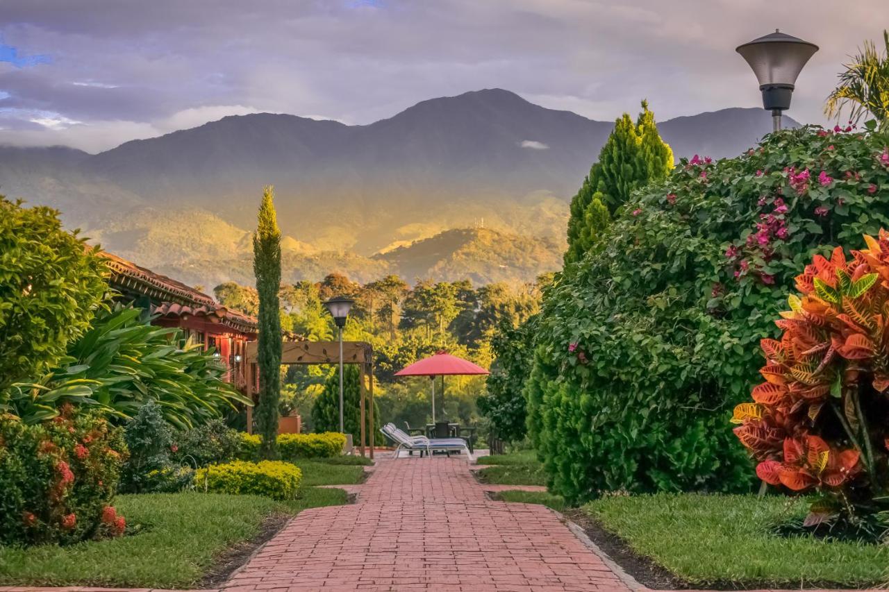 Hotel Campestre Solar De La Luna Albania  Dış mekan fotoğraf